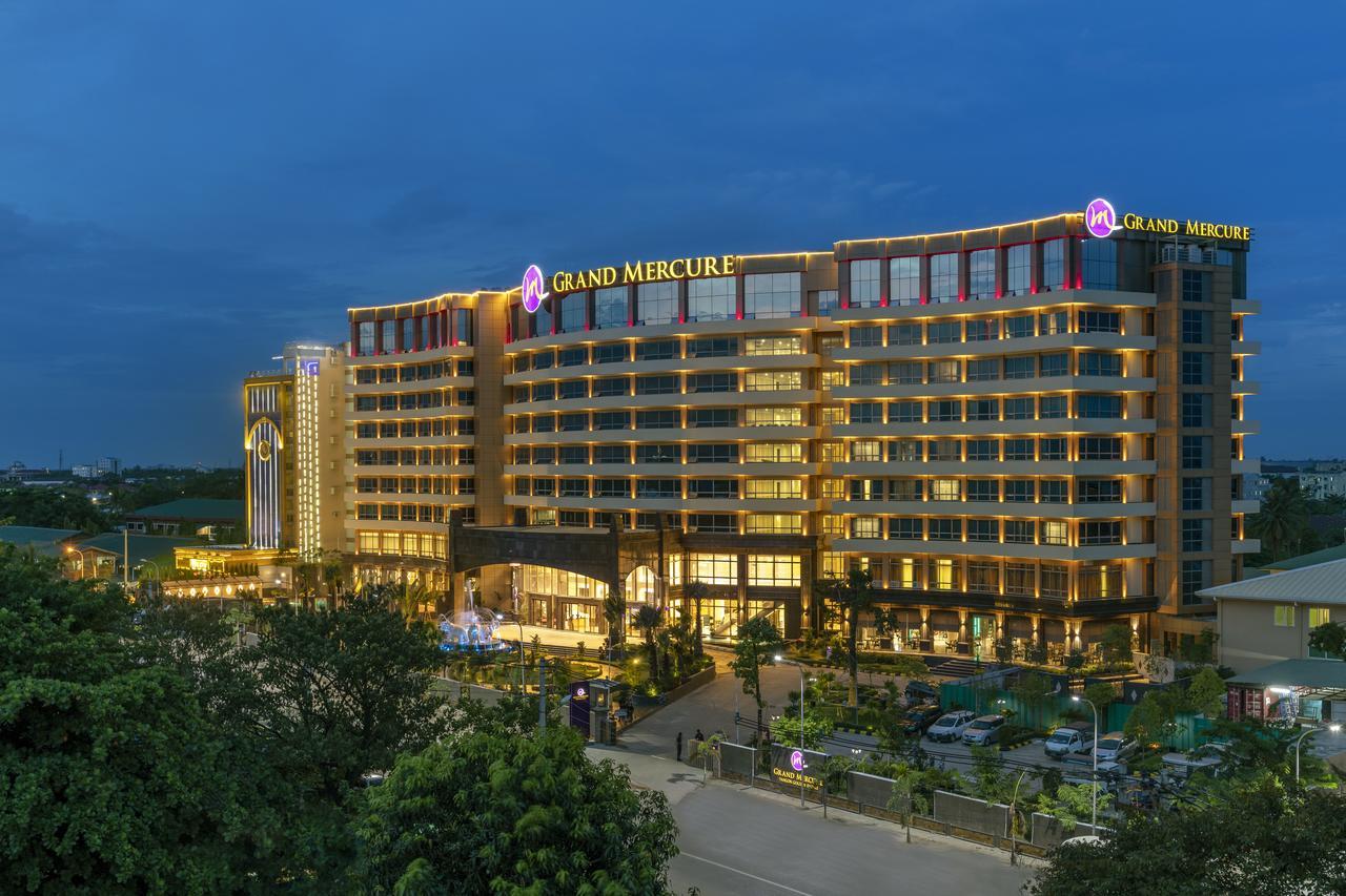 Grand Mercure Yangon Golden Empire Exterior photo