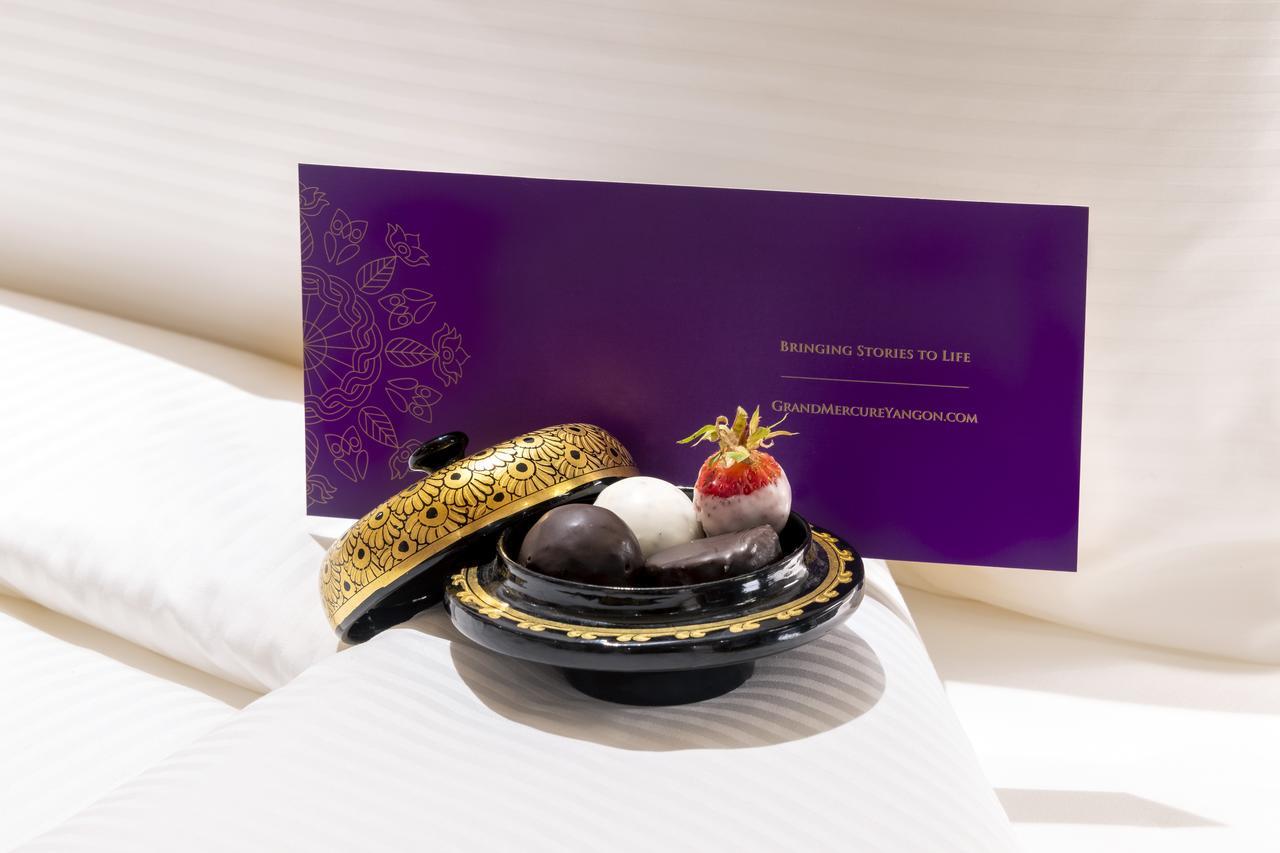Grand Mercure Yangon Golden Empire Exterior photo