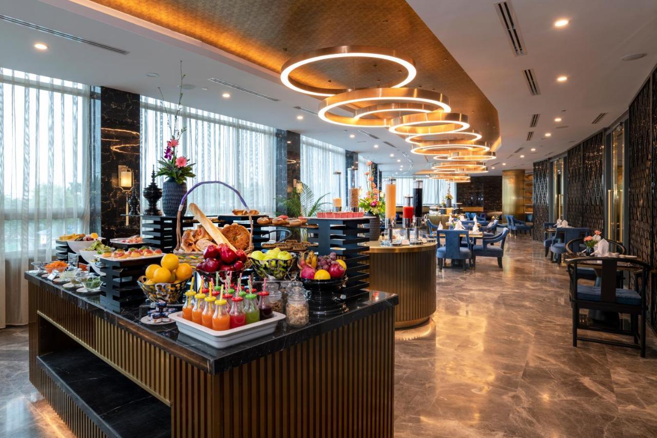 Grand Mercure Yangon Golden Empire Exterior photo