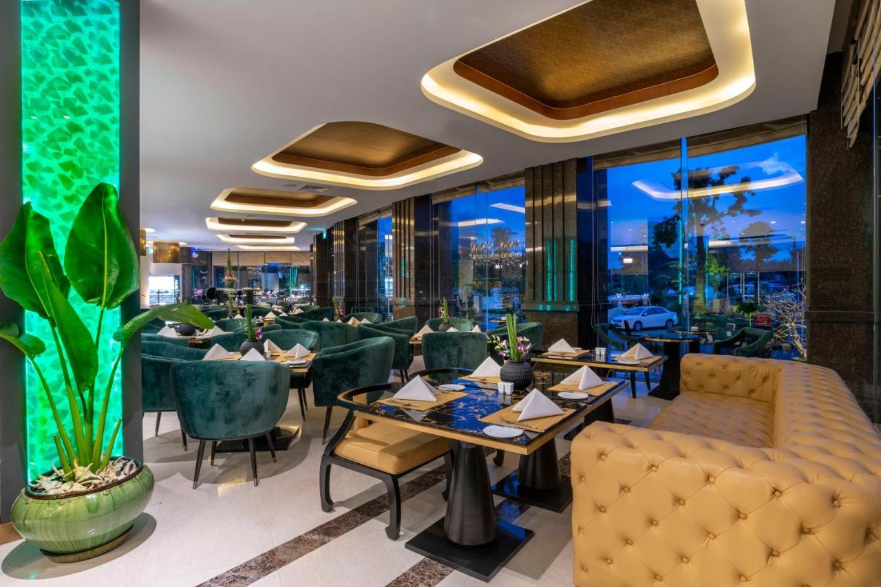Grand Mercure Yangon Golden Empire Exterior photo