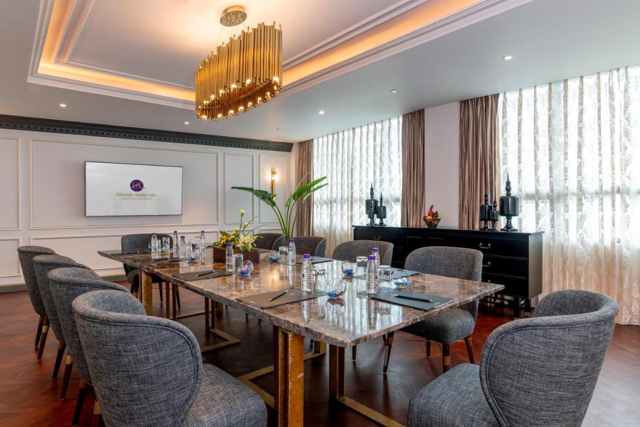 Grand Mercure Yangon Golden Empire Exterior photo