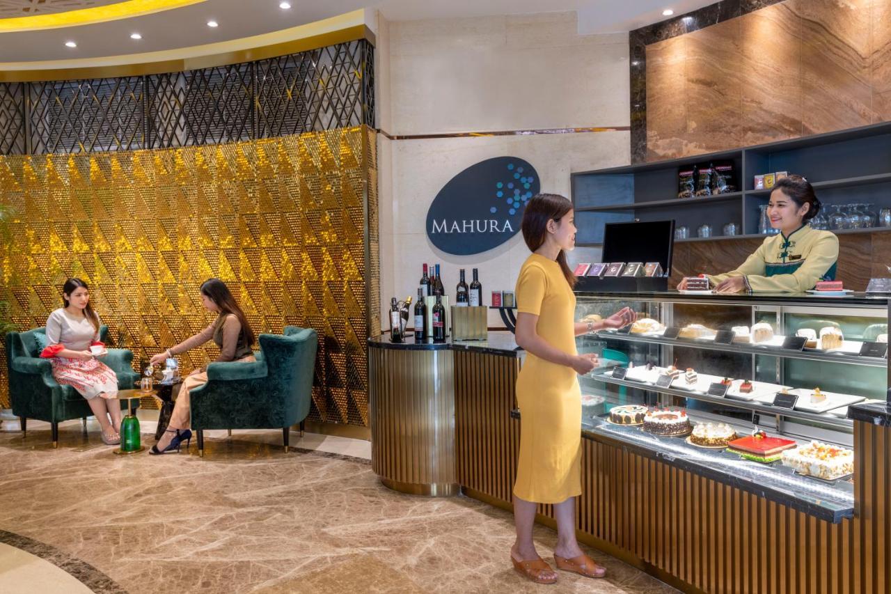 Grand Mercure Yangon Golden Empire Exterior photo