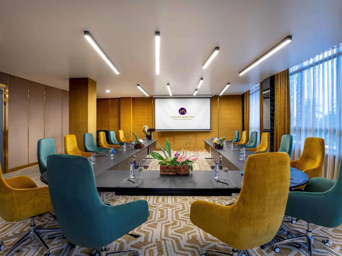 Grand Mercure Yangon Golden Empire Exterior photo
